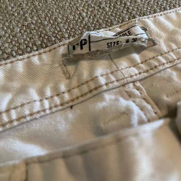 Free People White Cropped Skinny Jeans with Distressing - Picture 4 of 11
